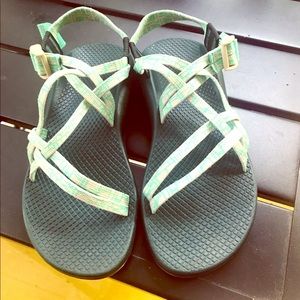 Chacos size 7